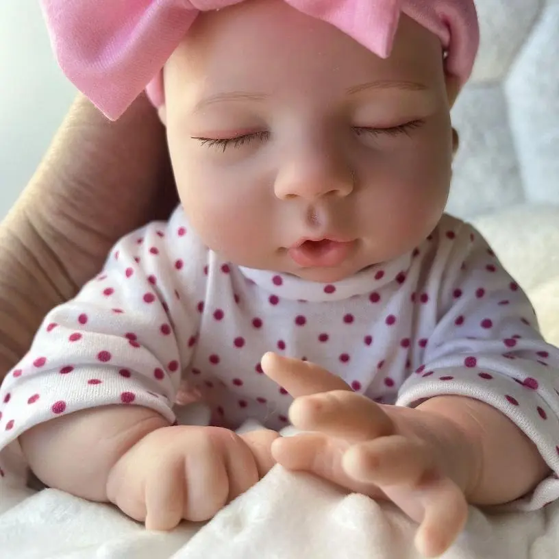 Baby Girl ( No hair)