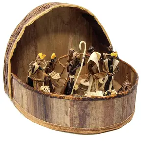 Global Crafts Nativity Parent - Banana Fiber Nativity Set - Handcrafted Round Kenya Christmas Decor