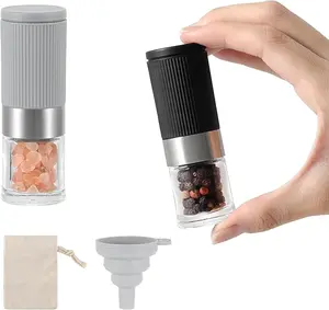 Mini Salt and Pepper Grinder Set, Small Tiny Adjustable Coarseness Ceramic Salt Grinder with Funnel and Bag Portable Handy Spice Pepper Mill Shaker For Outdoor Party Lunch Bag Kitchen