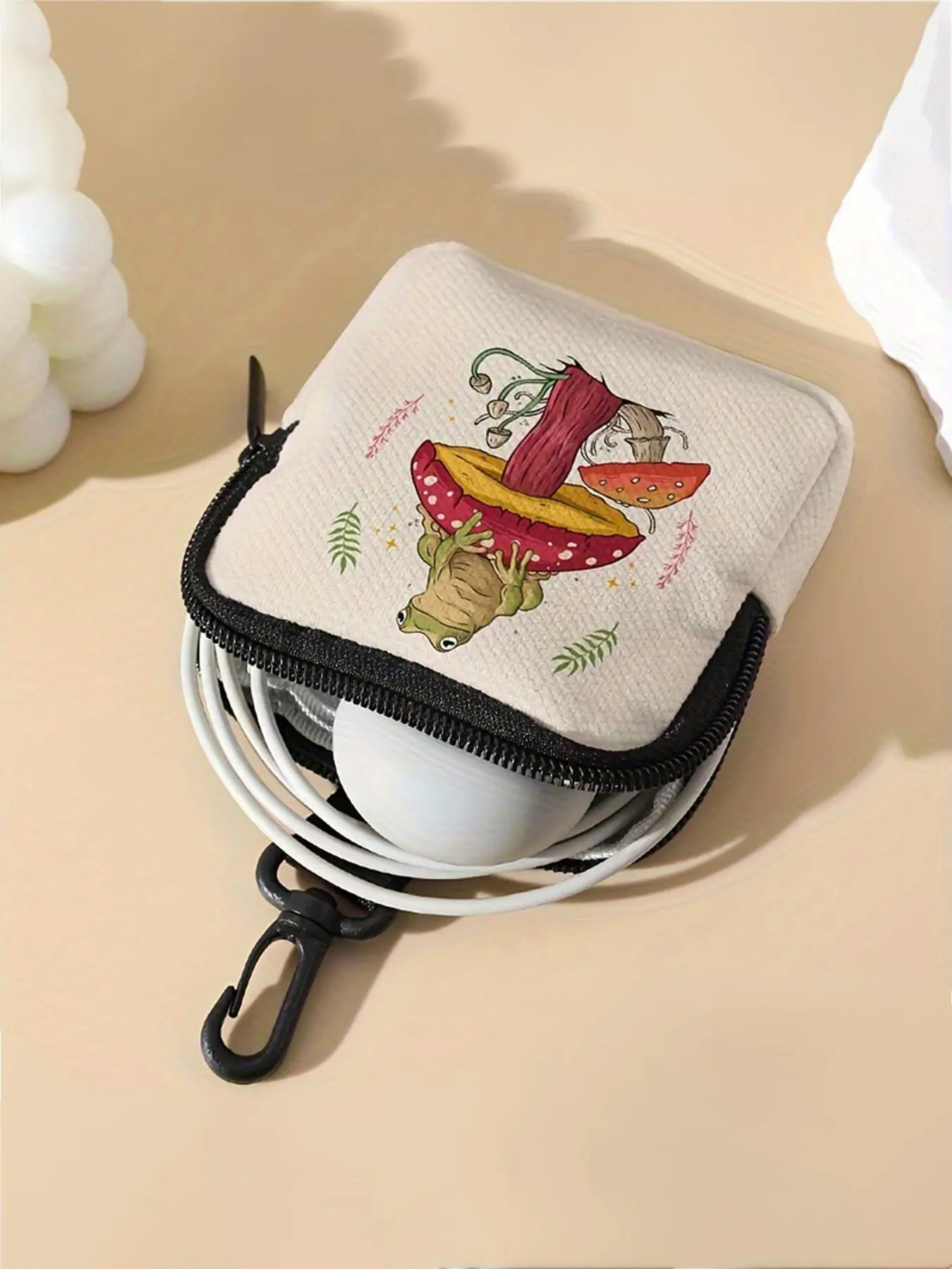 Cute Frog & Mushroom Pattern Coin Purse, Multi-functional Storage Bag, Durable Polyester Key Card Carrying Holder Organizer Storage Bag, Zipper Card Holder, Ideal Gift