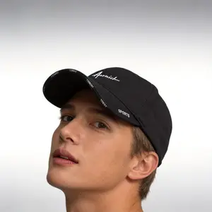 Minimalist Solid Color Baseball Cap – Versatile Hat for Layered Looks
