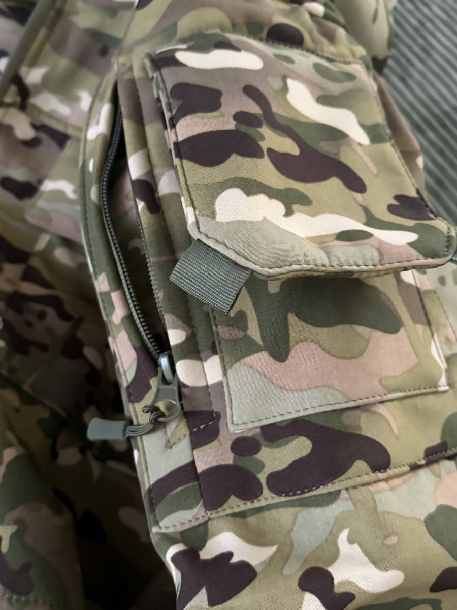 Item: Military green, XXXL