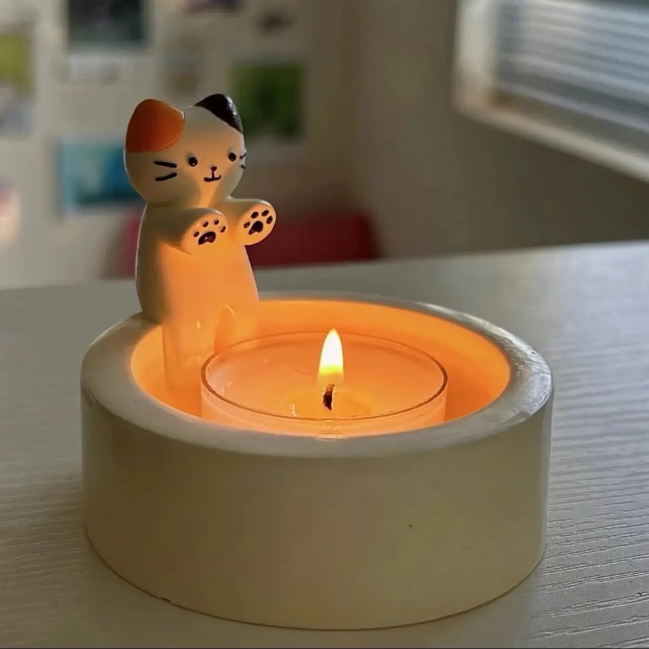 Kitten Candle Holder Cute Cat Candlestick Creative Aromatherapy Candle Holder Durable High Tempe Cartoon Candlestick Decoration