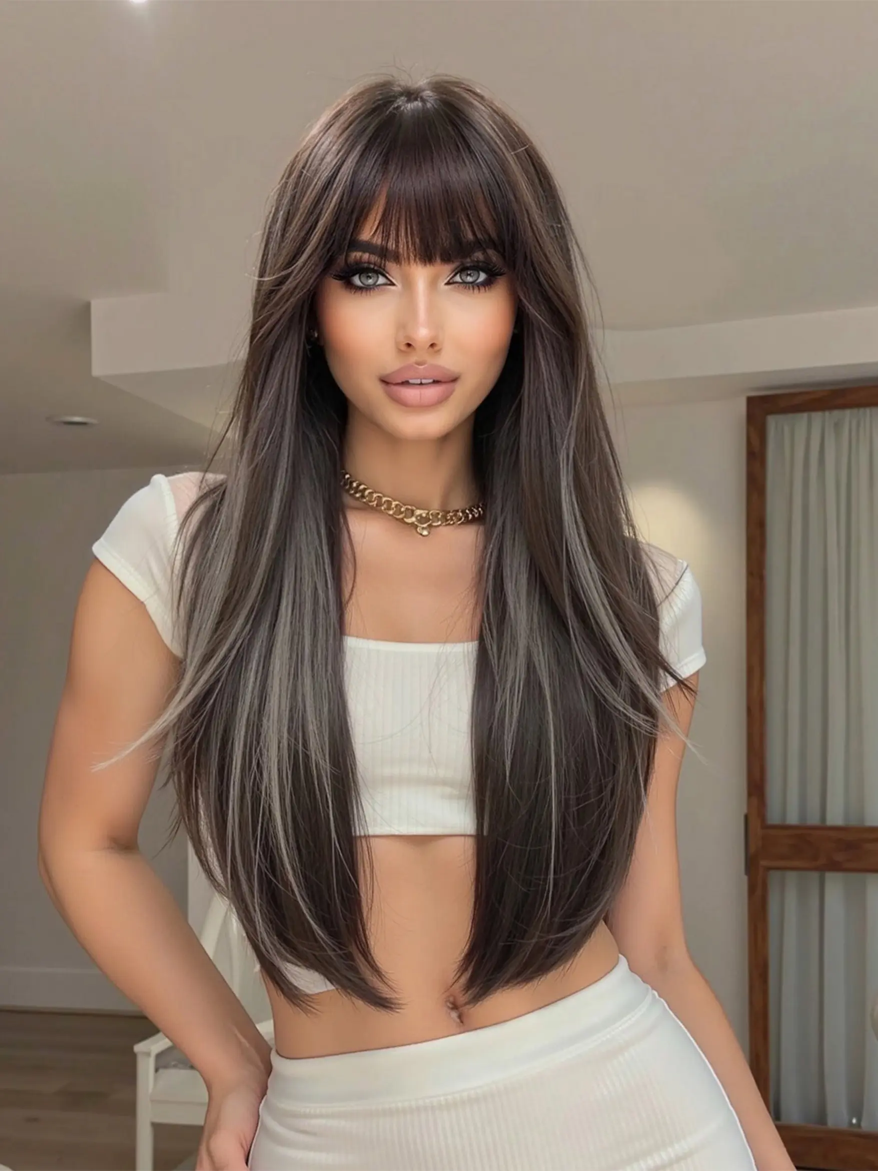 Women's 26 Inch, Natural Look Long Straight Hair, Highlights with Bangs, No Glue Design, Perfect for Daily Use, Daily Wear Wig, Straight Layered Wigs, Glueless Hair Wigs, Straight Synthetic Wigs