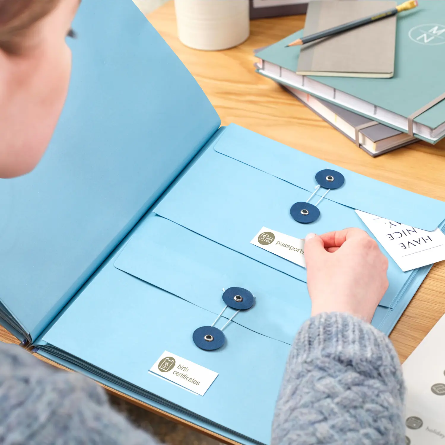 Document Organizer Binder with Labels, Accordion File Design, Binder Folders for Efficiently Organizing Important Papers, Certificates, Passports
