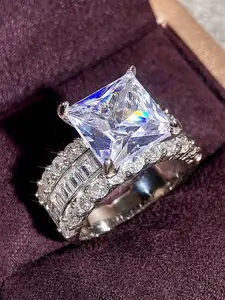 1 PC Glamorous Cubic Zirconia Solitaire Engagement Ring For Women Wedding Engagement Valentine's Day Party Gift