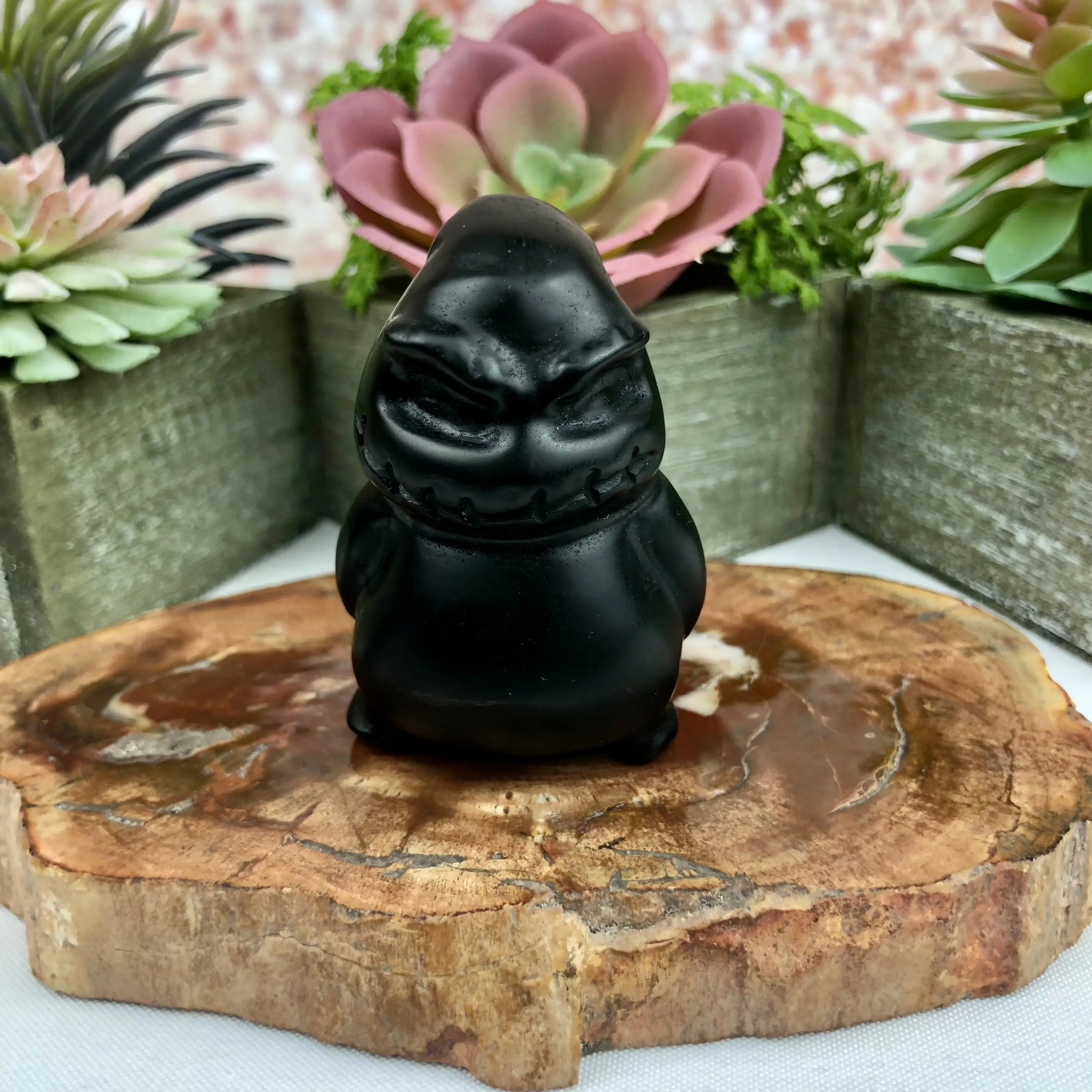 BLACK OBSIDIAN OOGIE BOOGIE CARVING