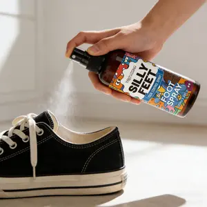 100ml Portable Foot Deodorant Spray: A dual-purpose refresher for shoes and socks with a lightweight, non-greasy texture, Foot Care Product. Reduces foot and footwear odors effectively, leaves a natural fresh scent, ideal for fitness lovers and daily use.