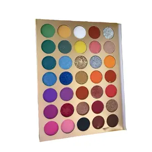 Makeup Brush Eyeshadow Palette with Oval Brush for Effective Application and Versatile Use Enhancing Your Makeup Routine Achieve Flawless Look Effortlessly