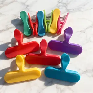 [Reusable Snack Bag Clip] 8 colorful snack bag clips | 3 large clips and 5 small clips | Portable multifunctional food sealing clip, reusable, moisture-proof and dustproof, suitable for all plastic bags and snack bags