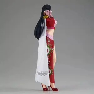 17CM Boa Hancock Figure Anime ONE PIECE Kwaii Christmas Style Different Colors Desktop Golf Model Toy Collection Ornaments PVC