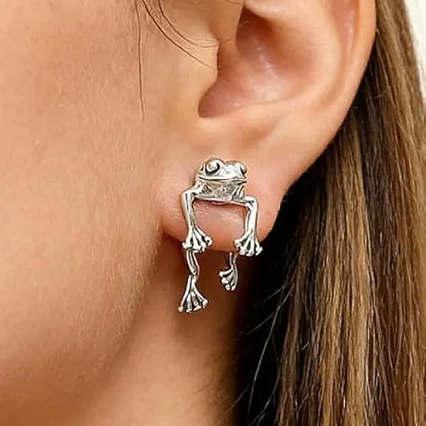 Women's 3D Frog Shape Stud Earrings - Cute Cartoon Animals Costume Jewelry, Gold-Silver Tone Metal Coated Funny Unique Gift for Female