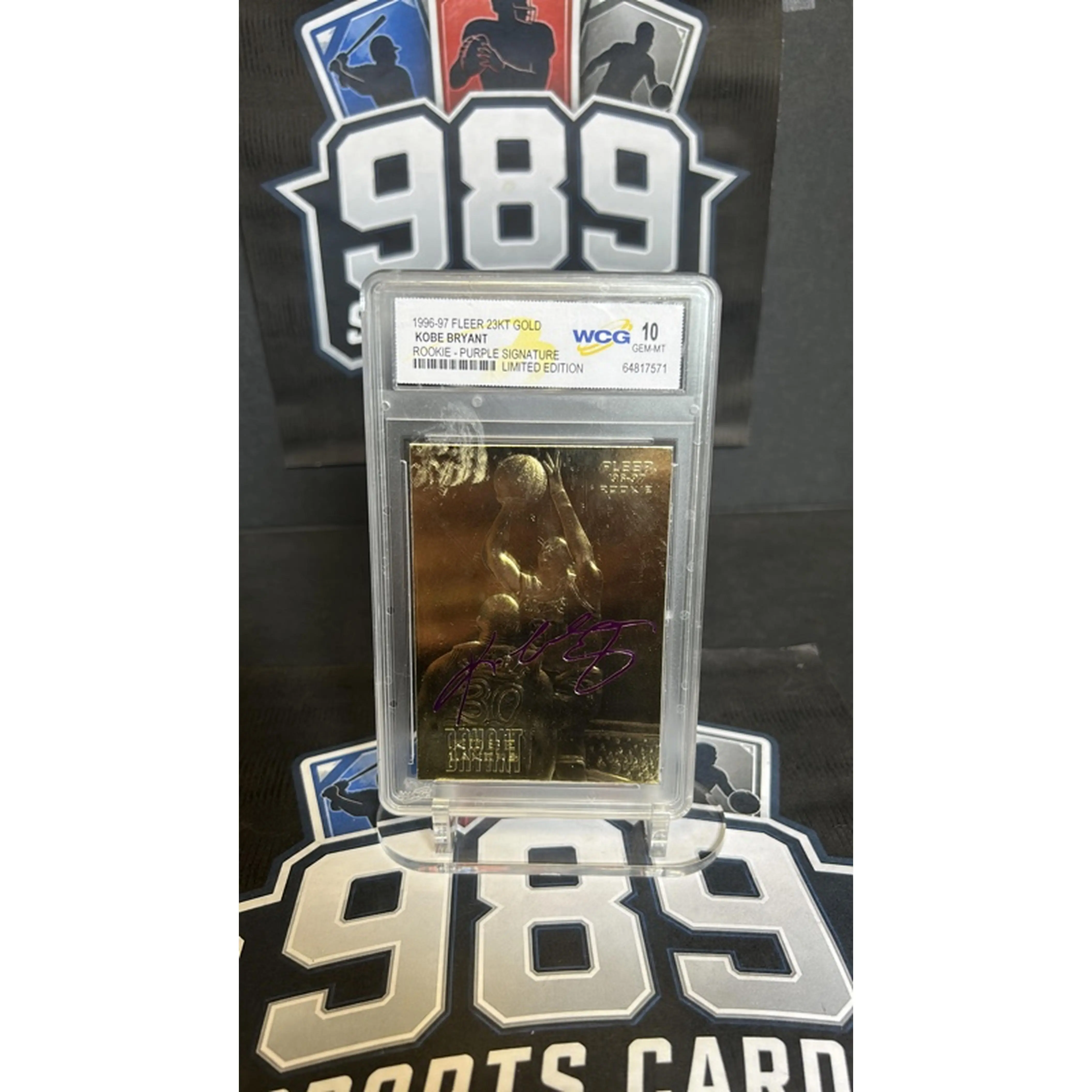 Fleer 1996-97 2HT Gold Kobe Bryant Rookie Purple Signature Limited Edition Card WCC 10