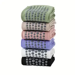 6 Pairs of Women's Soft Sports Yoga Socks, Non-Slip Soles, Women's Fleece Pile Socks for Indoor Dance