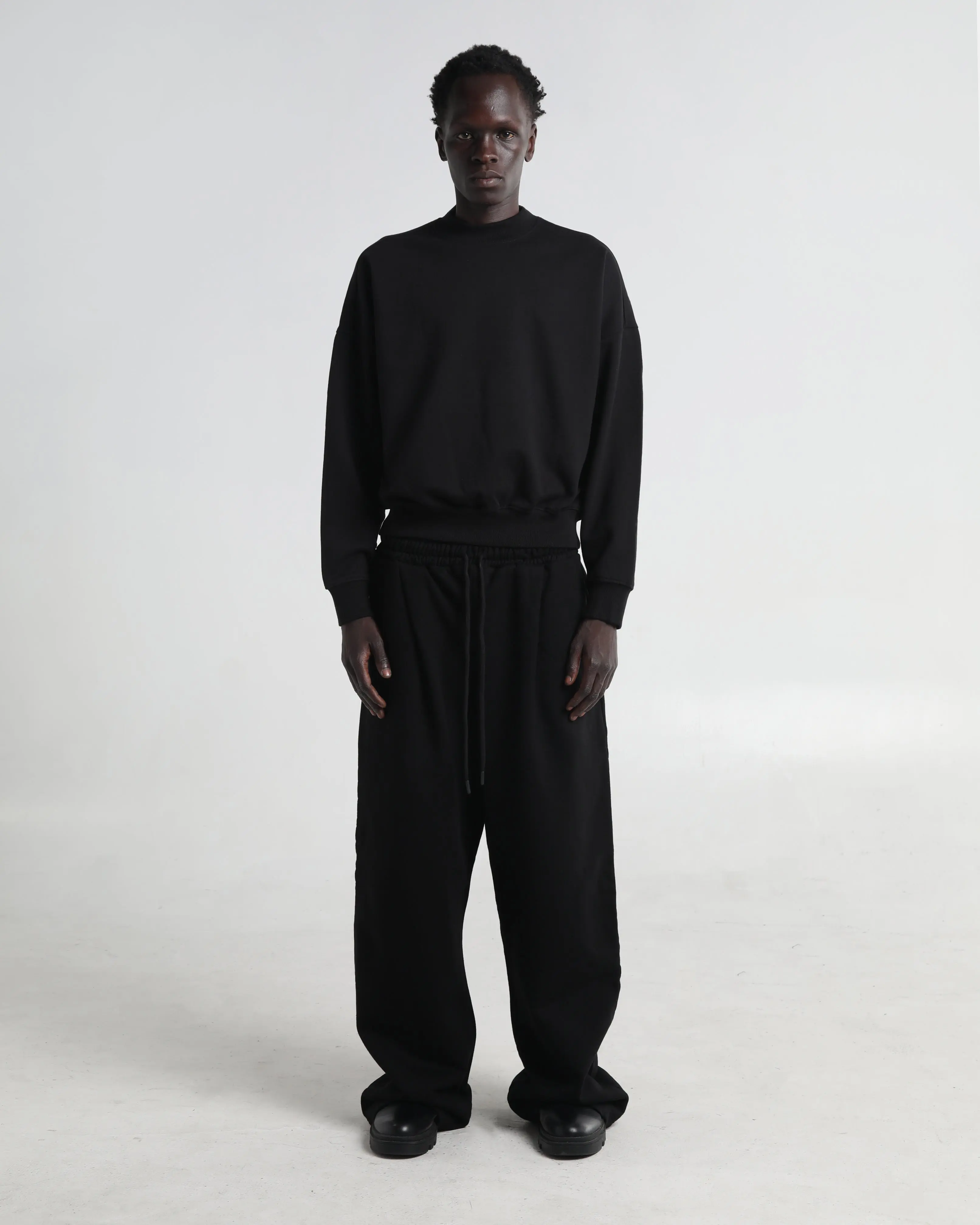 Cropped Crewneck