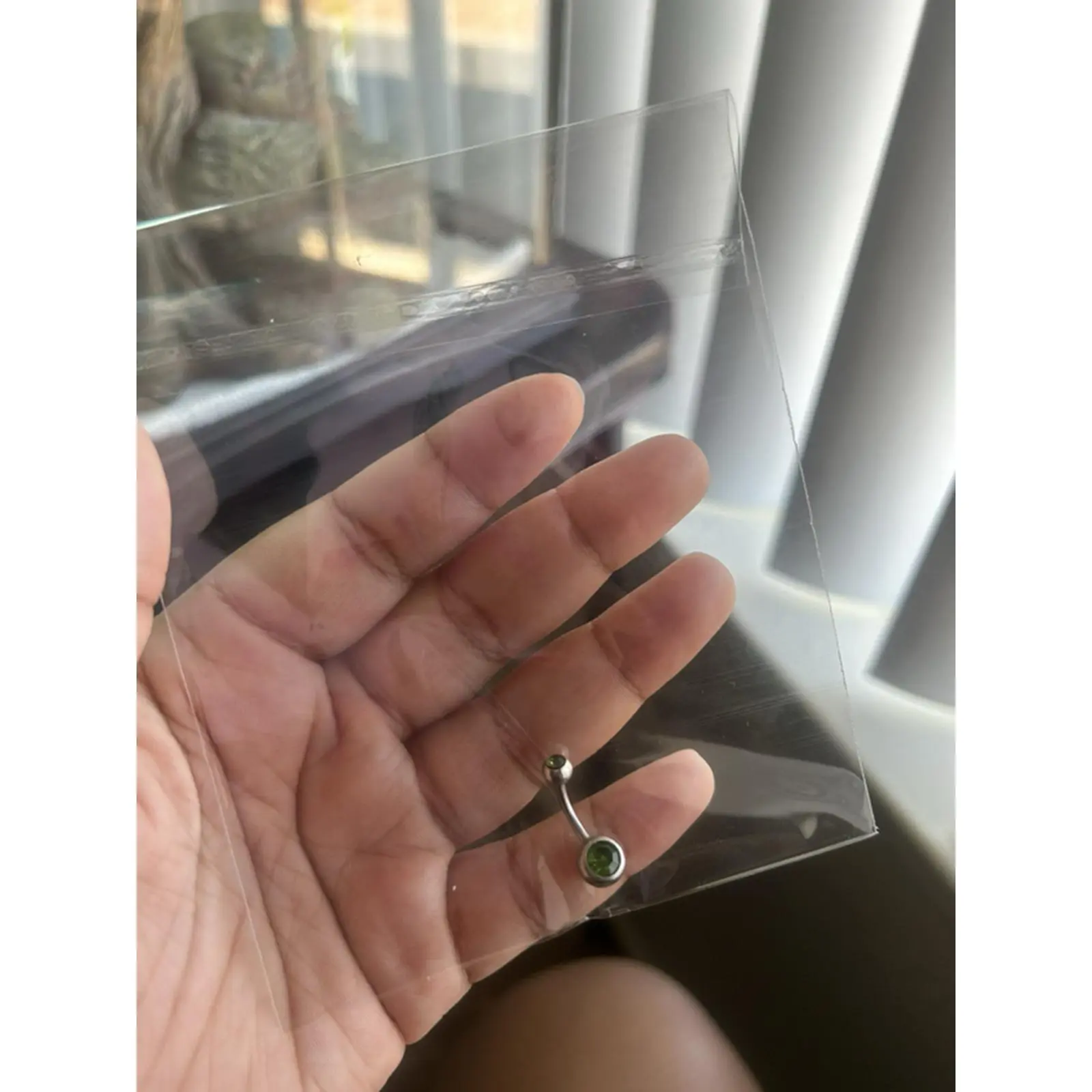 Green Diamond Belly Ring - Elegant Body Jewelry for Women, Perfect for Everyday Wear, Unique Design, High-Quality Material