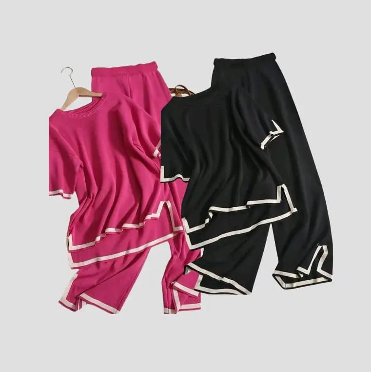 The FGR loungewear set for parties. Soft, stretchy knit top and wide-leg pants. Cozy sleepwear for casual outings and relaxing at home. Solid color crew neck with patchwork design. Cardigan Pant Women's Slimming Clothes Elegance Womenswear