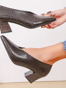 Women's High Heel Sandals, Hollow Out Design, Gold Chain Decorative Square Toe Shape, Comfortable Casual Shoes Party Footwear for Summer Parties, Rubber Sole