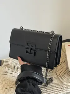 Solid Color Versatile Hardware Decorated Chain Small Square Bag, Single Shoulder Crossbody, Perfect for Daily Outing