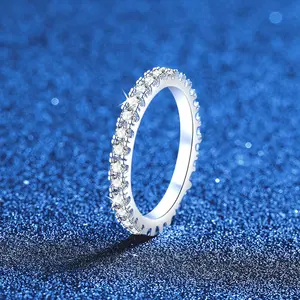 S925 Sterling Silver Ring - Set with Moissanite for Dazzling Brilliance| Wearable Everyday| Understated Luxury Style| Circular Design, Showcasing a Distinctive Niche Aesthetic