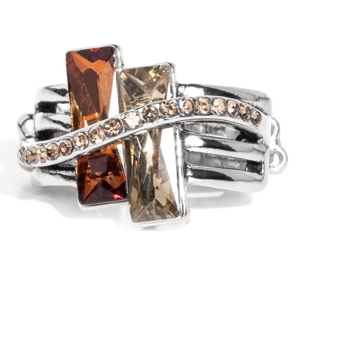 Dueling difference brown ring
