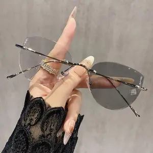 High Quality Frameless Photochromic Myopia Glasses All Titanium Ultra Light Cat Eye Anti Blue Light Glasses Diopter To -4.0