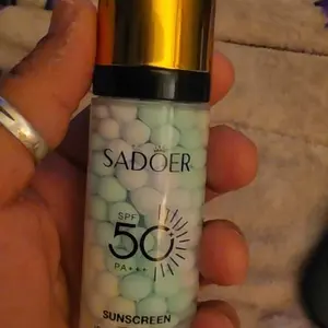 SPF 50+ PA+++ 3-in-1 Sunscreen Isolation Cream, Color Corrector Face Primer, Pre-Makeup Base for Oil Control, Moisturizing & Pore-Blurring, Luminous Even Skin Tone