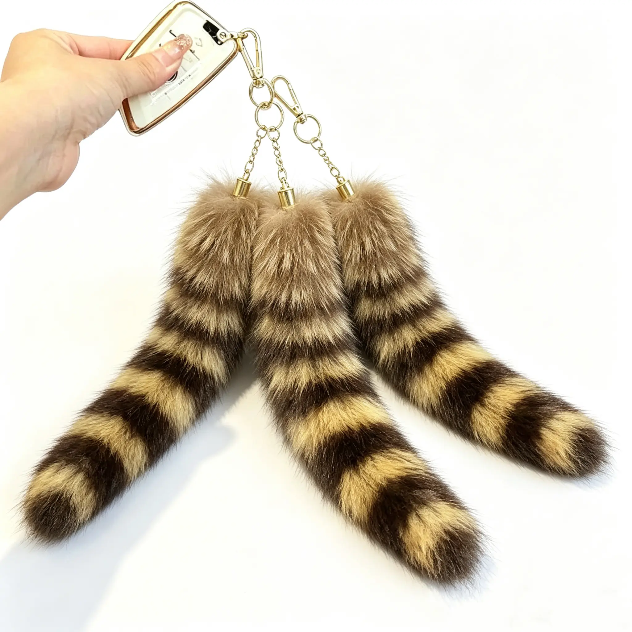 Kawaii Faux Raccoon Tail Keychain, 18 in Soft Modacrylic Fur Animal Motif Bag Charm for Halloween, Cosplay & Role Play, Coaches