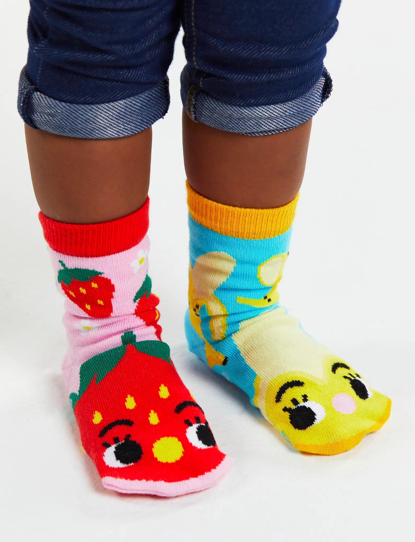 STRAWBERRY & BANANA NO SLIP SOCKS
