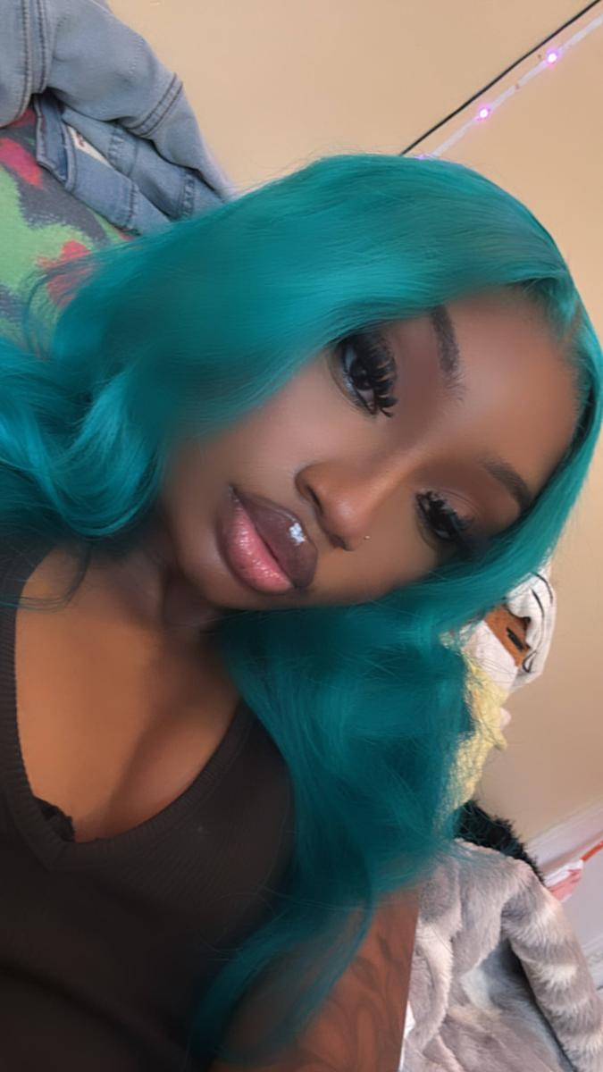 Item: 13x6 Lace Wig, 32