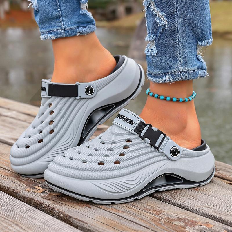 Spring/Summer New EVA Unisex Couple’s Outdoor Dual-Use Surgical Slippers, Soft Sole Casual Sandals/Clogs, Women’s Shoes