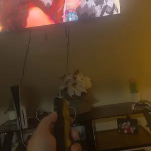 Roku Streaming Stick 4K - HDR & Dolby Vision Roku Streaming Device for TV with Voice Remote & Long-Range Wi-Fi - Free & Live TV