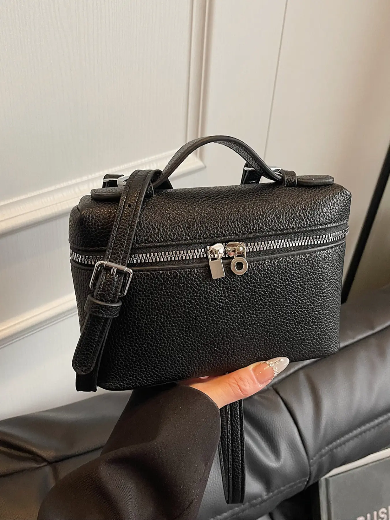 Korean Style High-End Small Square Handbag for Women, 2026 New Fashion Trendy Casual Shoulder Crossbody Box Bag, Stylish and Chic, Elegant Bags, Versatile Shoulder Bags, Fashionable Shoulder Bag, Fashionable Daily Crossbody, Crossbody Handbags