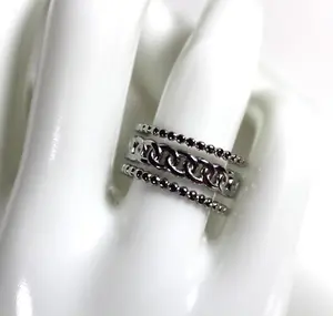 Timeless Chain Adjustable Ring