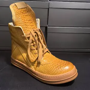 Retro shoes  Inverted Triangle  Genuine Leather Stitched Thick Sole Height Increasing  Ankle Boots Embossed Casual High Top Men's Shoes