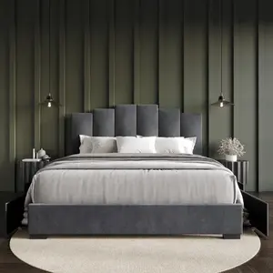 Favorer Yuma Upholstered Storage Platform Bed