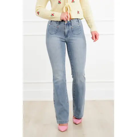 Judy Blue Sunday Stroll Mid Rise Medium Wash Bootcut Jeans with Front Patch Pockets