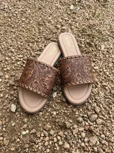 Women's Embossed Western Leather Sandals - Style Your Walk with Comfort and Style - Walking Shoes