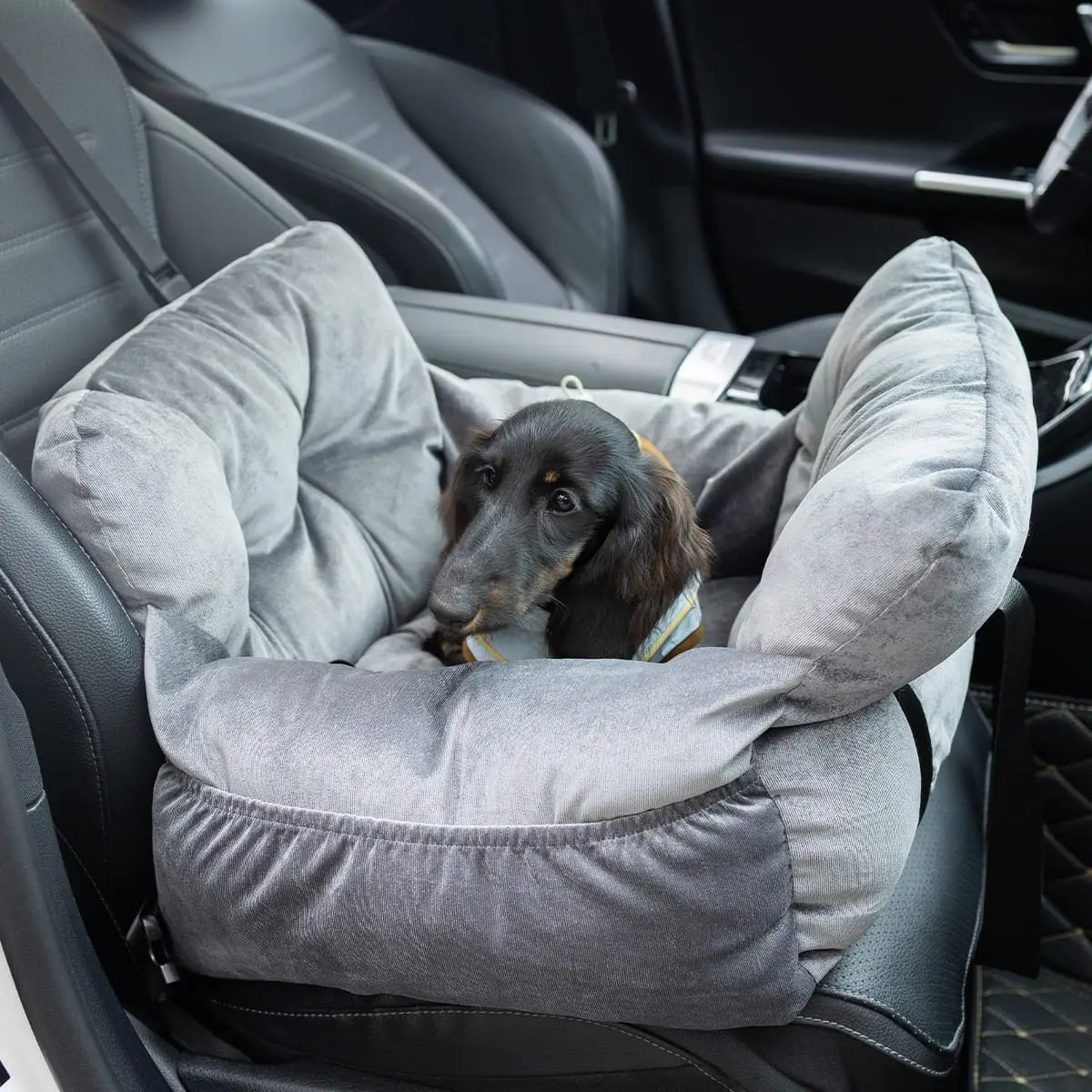 Dog Car Seat Carrier Booster with Adjustable Safety Harness, Handheld Strap, Plaid Fabric, Universal Car Fit, Ideal for Parks, Cafes & Travel Use, Carrier Bag