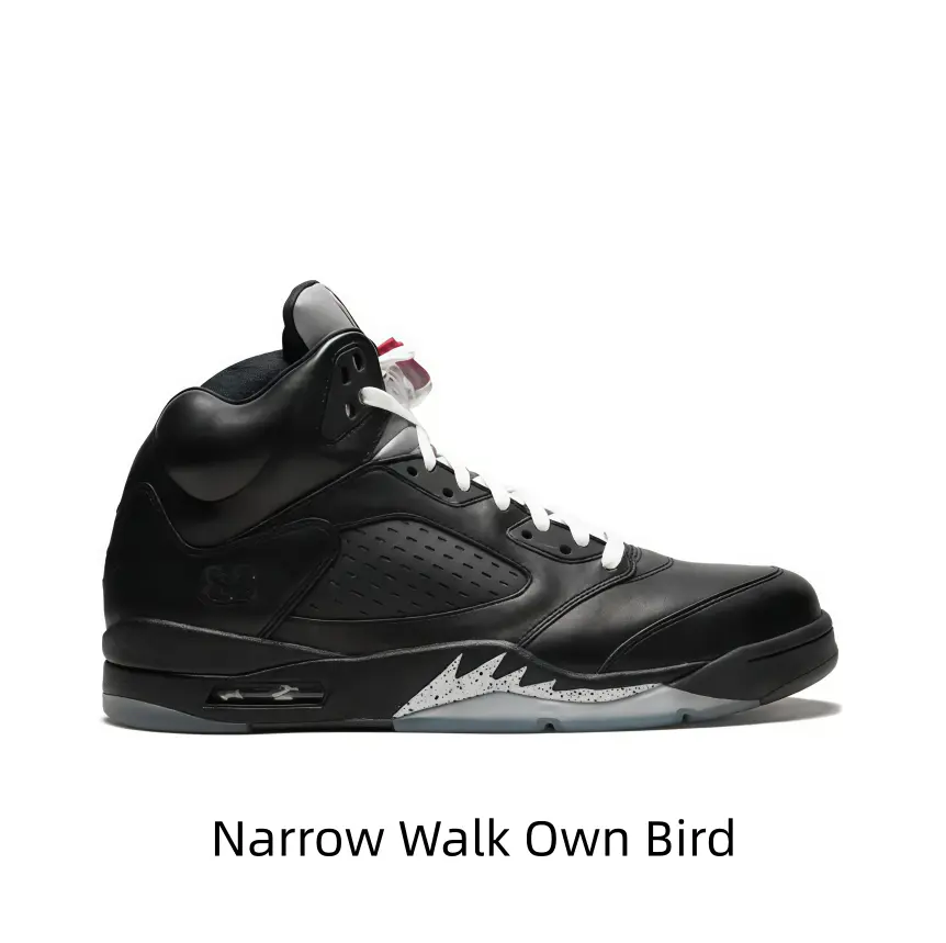 High-Performance Black & Grey Shoes with Reflective Accents – Comfort Meets Iconic Design for Daily Wear & Gym Sessions