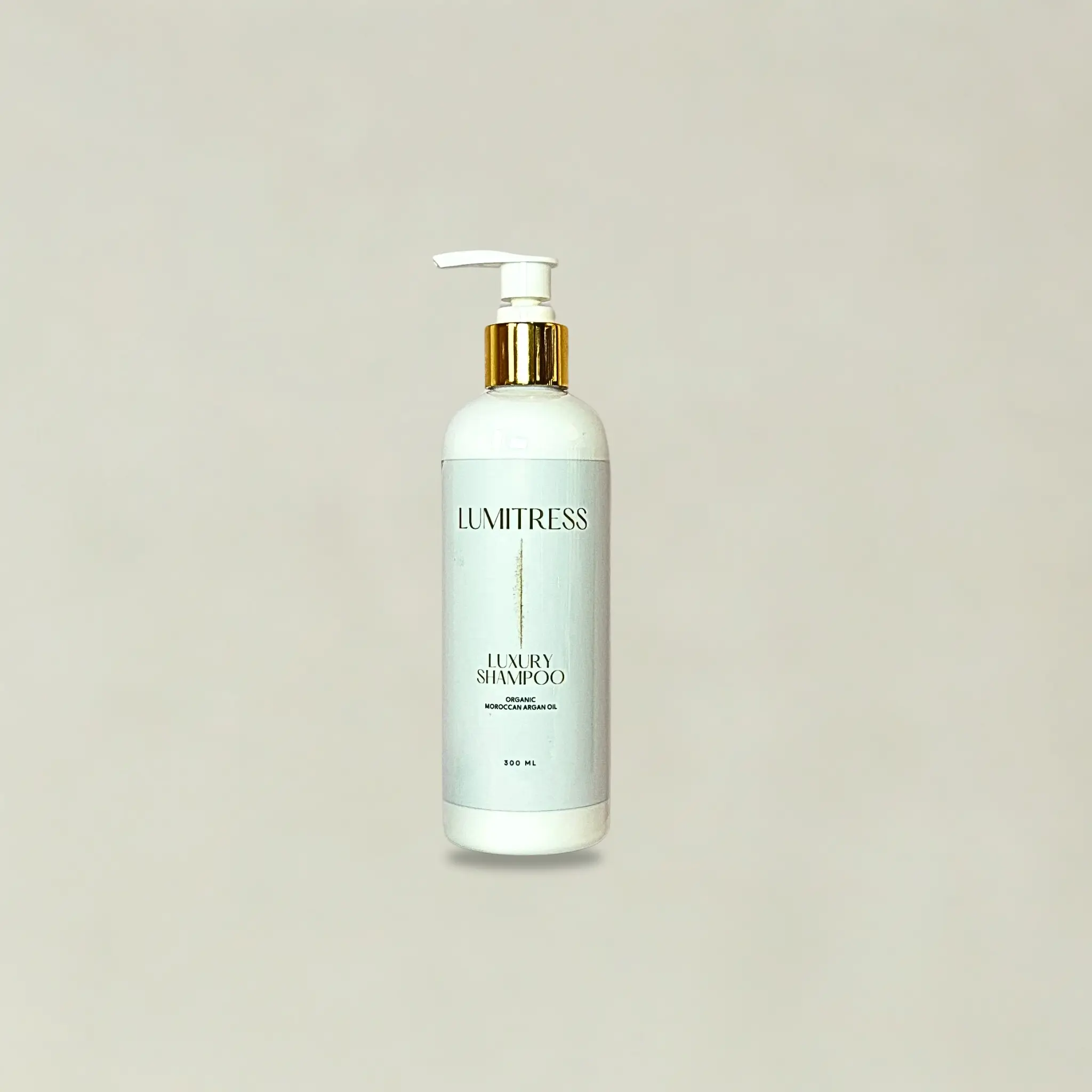Lumitress Luxury Shampoo - Scalp Savior with Soothing Natural Oils for Flakiness & Itching Relief - Deeply Moisturizing Hair Care Essential 300ml