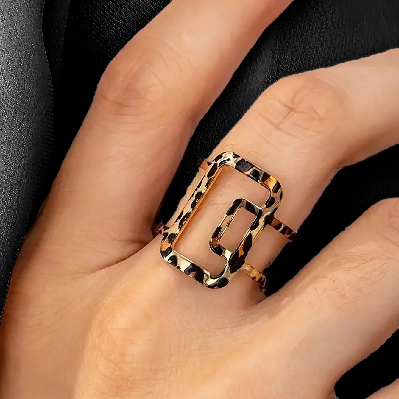 Adjustable Boho-Chic Leopard Print Ring - Vintage Geometric Square Hollow Design, Iron Crafted, Perfect for Parties, Festivals & Everyday Fashion Statement for Women, Leopard Rings, Metal Accent Rings