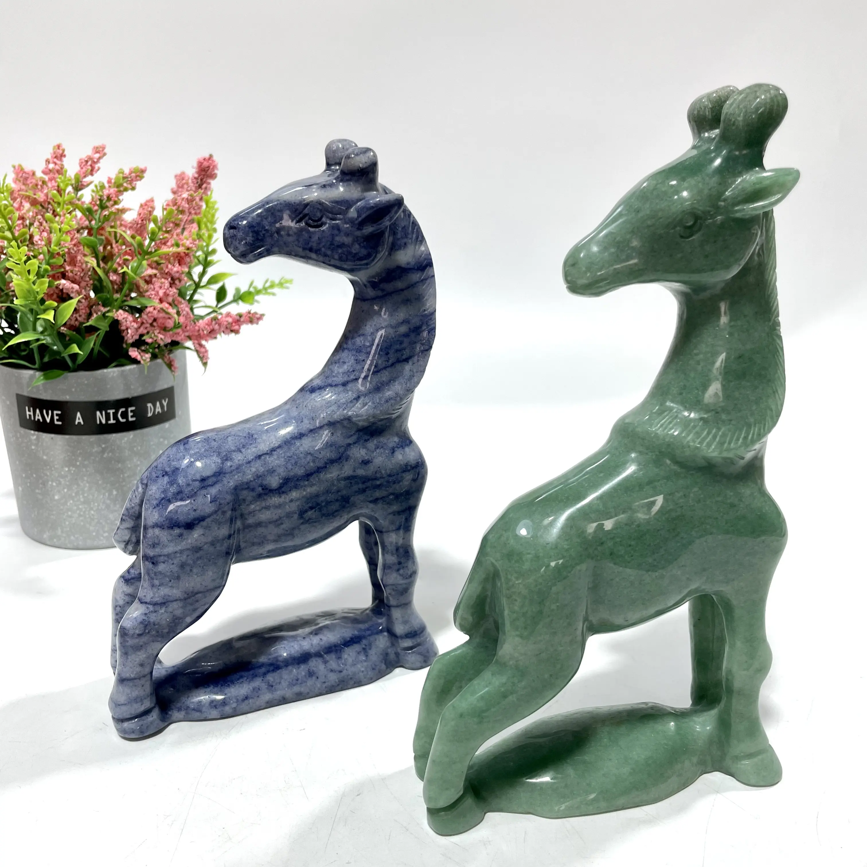 IG Crystal 1 Count Giraffe Crystal Carving Green/Blue Aventurine Red Picture Jasper Healing Stones Natural Stone Chakra Balancing Reiki Home Office Decor