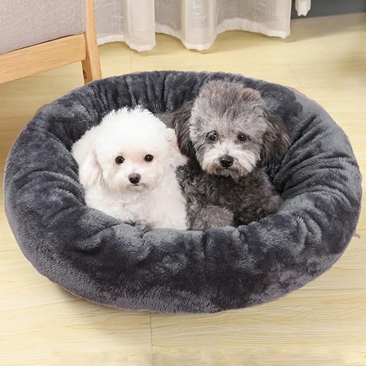 Solid Color Short Plush Cat Bed for Winter, Soft & Comfortable Bed for Cats & Dogs, Pet Supplies for Indoor Use (It is Recommended to Take One Size La