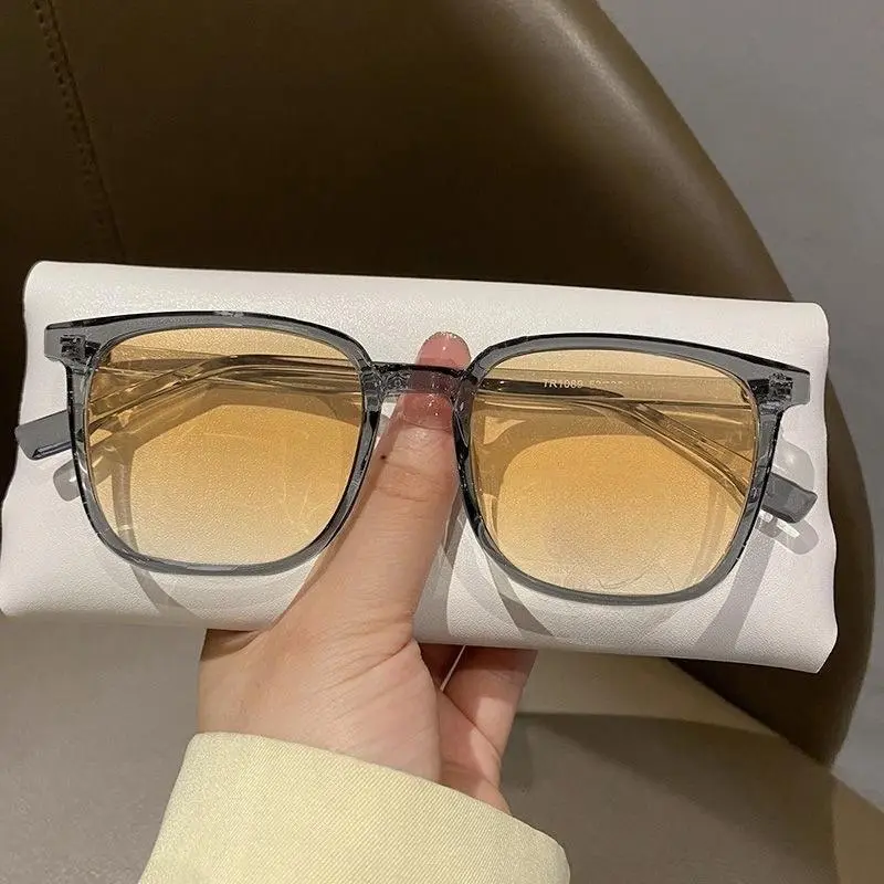 Transparent gray [color-changing tea tablets]