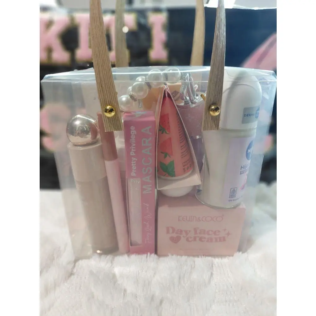 cosmetics bag