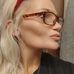 Product Review of [Dr.Melaxin Official] Cemenrete Calcium Multi Balm Eye Care Routine Korean Skin Care Anti-aging Cosmetics Eye Care Eye Stick 9g from M**a