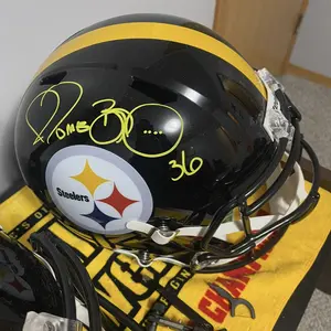 Rep/Auth/Flex Pick Your Player Break You Are Not Buying A Helmet Ask If Your New