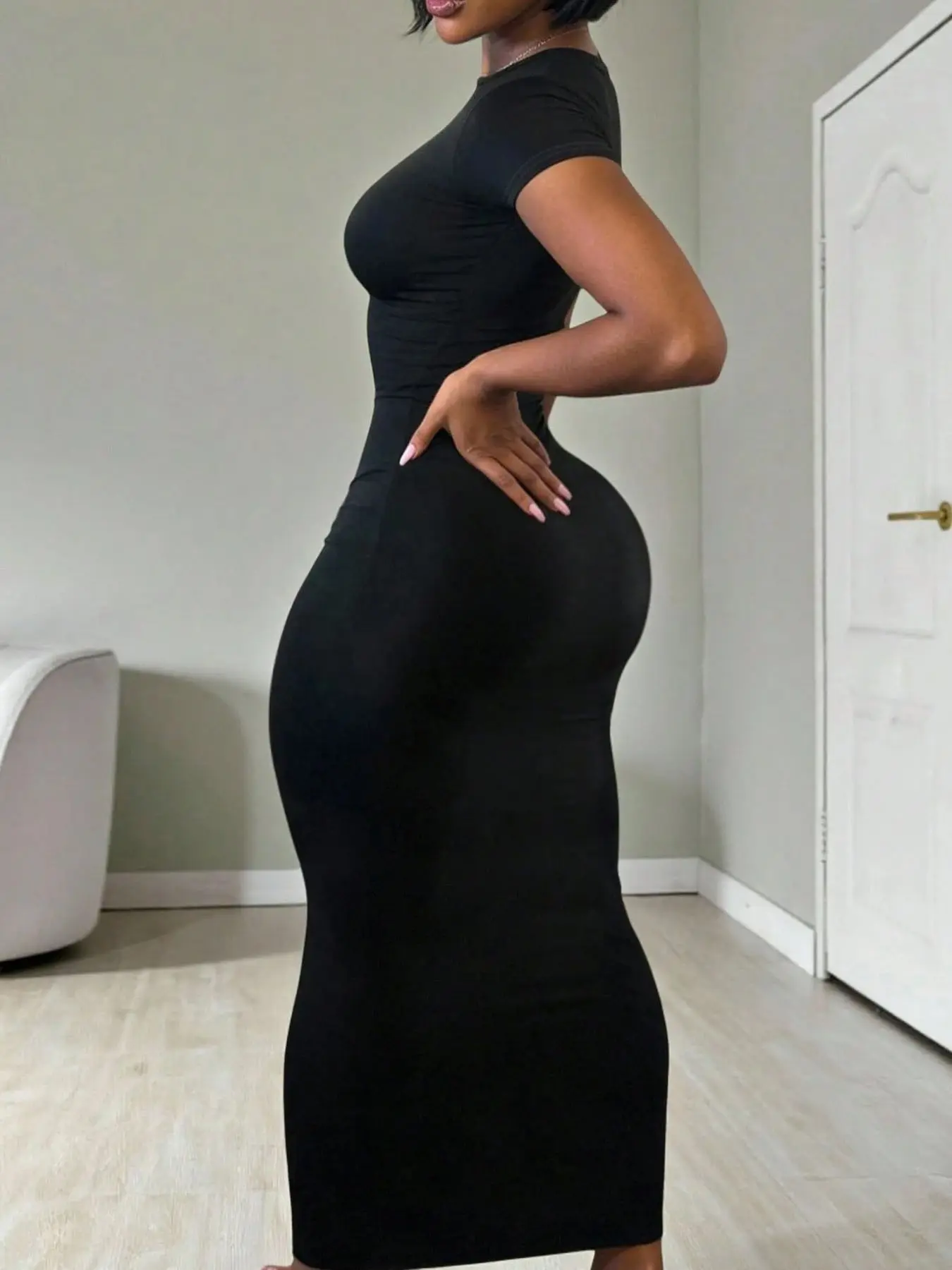tight fitted long black dress Velvi - Tatum Fitted Maxi Dress - Black