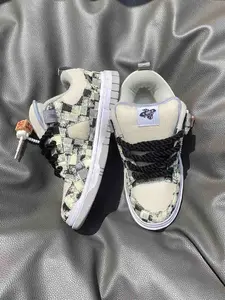 Women's Low-Top Sneakers, Cream Color Plaid Thick Sole Bread Shoes, Winter Casual Sport Skateboarding Footwear, Unisex Trendy Outdoor Street Style